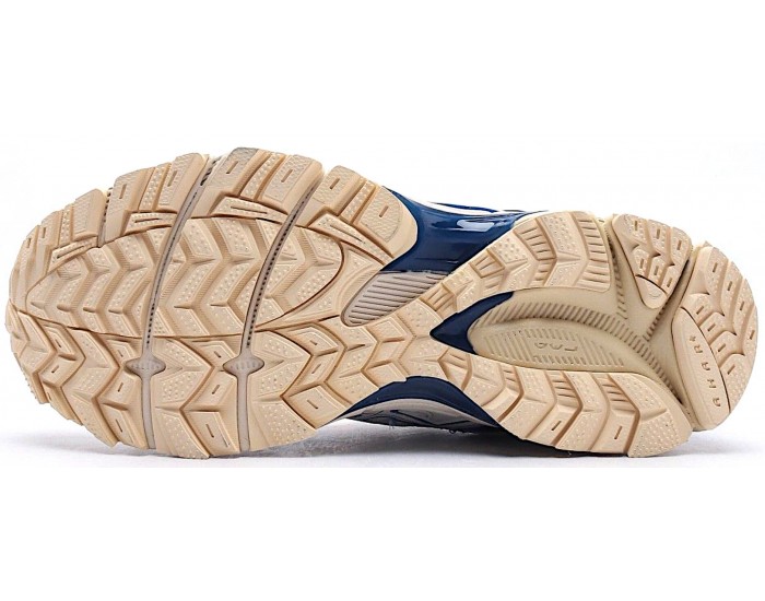 Asics Gel Kahana 8 White Blue Red Белые с синим