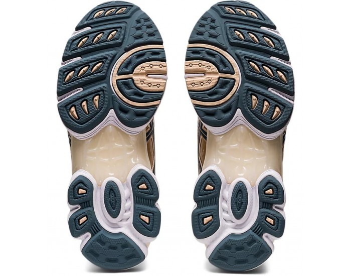 Asics Gel Nimbus 9 Cream Ironclad белые с оранжевым