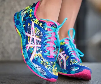 Asics promotions top